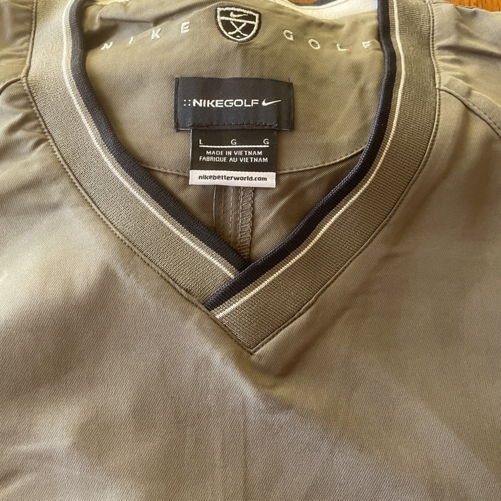 NWT Mens Nike Golf V-Neck Pullover Windbreaker/Olive Green
